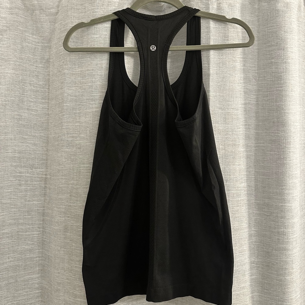 Swiftly Tech Racerback Tank Top 2.0 - Picture 2 of 3